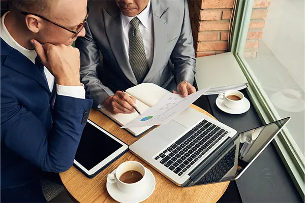 خدمات مشاوره بازرگانی